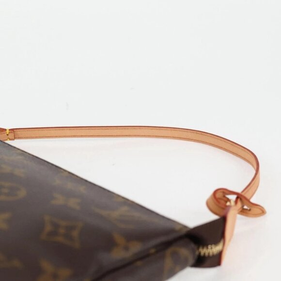 LOUIS VUITTON Monogram Pochette Accessoires Pouch - Picture 9 of 16